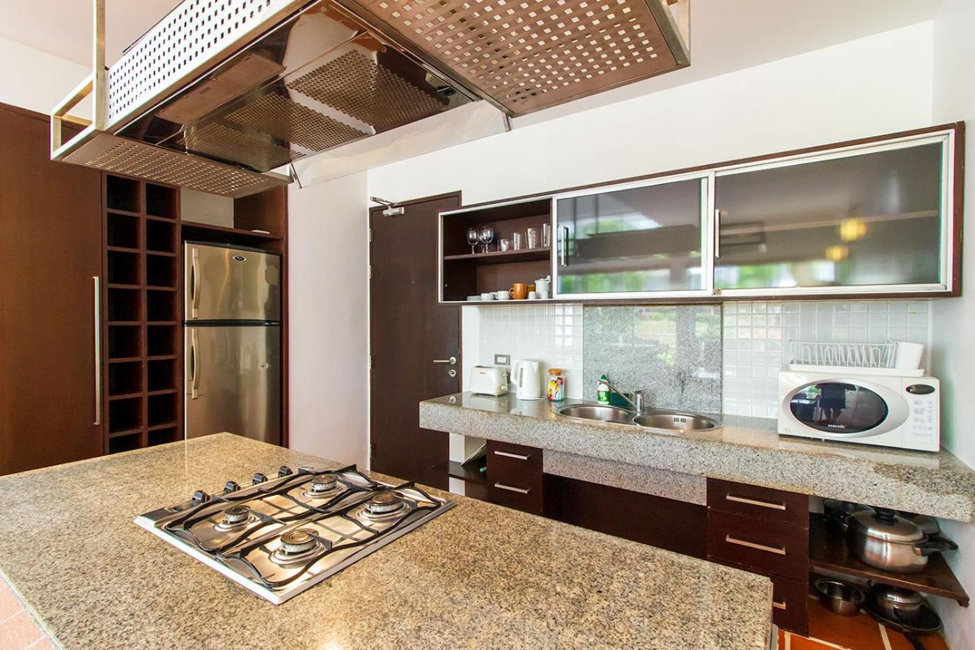 Kamala Hills Serviced Apartments ห้อง รูปภาพ